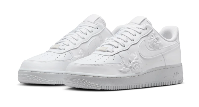 Nike Air Force 1 '07 Women's Sneakers | Triple White
